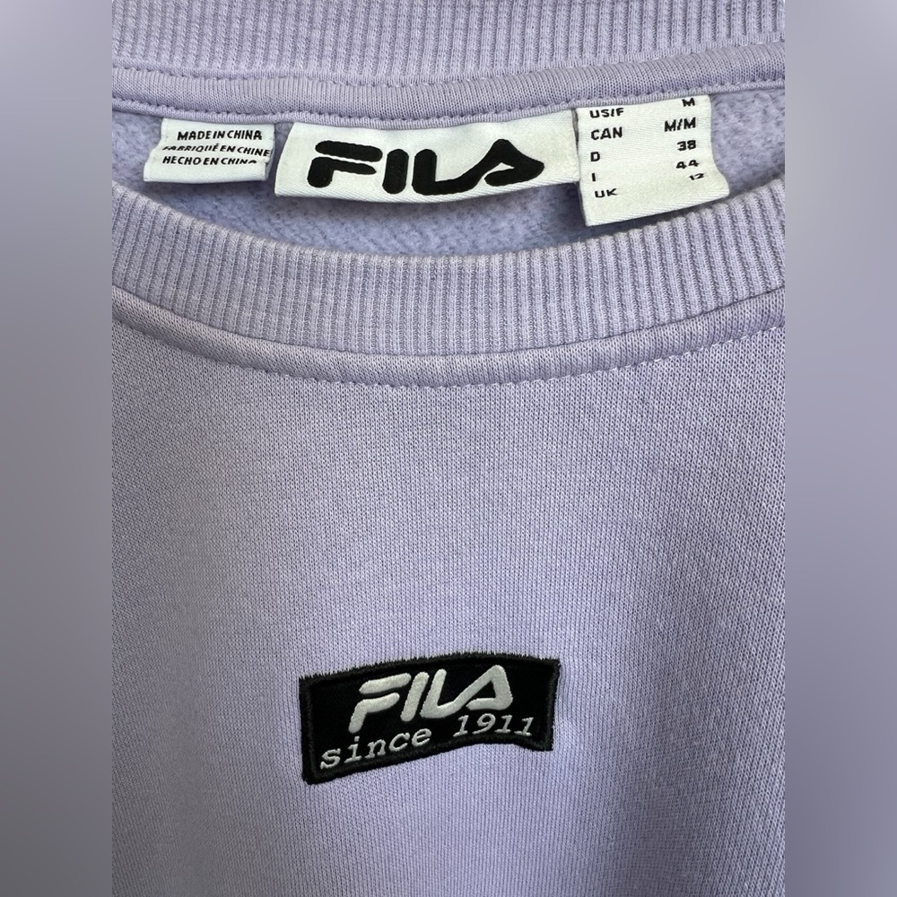 💜 EUC FILA Lavender Cropped Sweatshirt | Oversized Fit | Women’s Medium - Picture 4 of 6